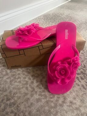 Melissa flip flops NIB size 5